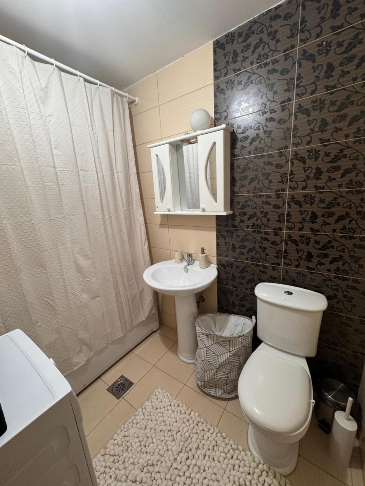 Big Spacious Apartment In Pej Center With Wi-Fi Peje Exteriér fotografie